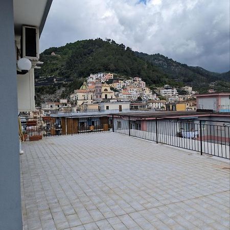 Piccolo Appartamento Con Grande Terrazzo Panoramico 马奥莱 外观 照片