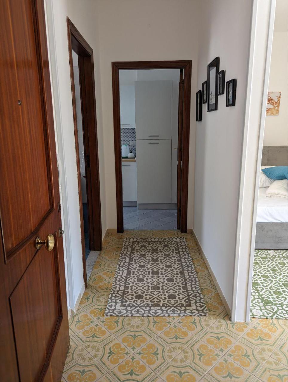 Piccolo Appartamento Con Grande Terrazzo Panoramico 马奥莱 外观 照片